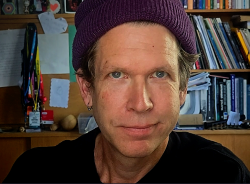 Fredrik Lindstrand